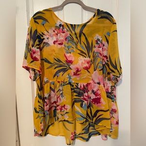 Gibson ⭐️ Latimer Women’s blouse size L